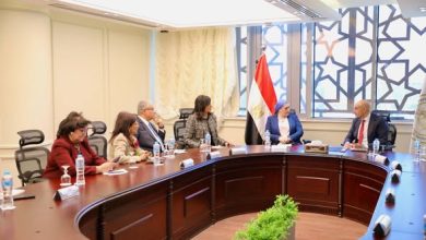 عبد اللطيف يبحث مع رئيسة المجلس القومي للطفولة والأمومة ومؤسسة "فاهم" ومستشفى "المشفى" آليات إطلاق حملة «طفل متوازن مجتمع متماسك»