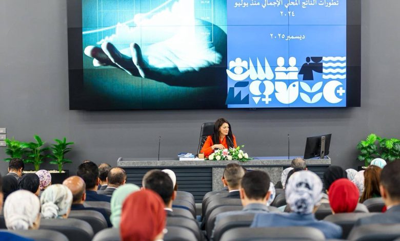 المشاط تلتقي الملحقين العسكريين المرشحين للعمل بالخارج