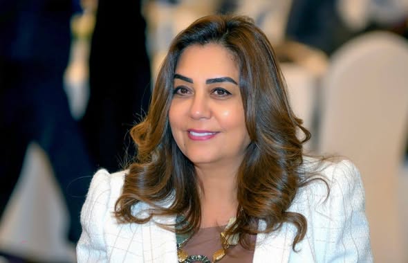 وزيرة التنمية المحلية والقائم بأعمال وزير البيئة تستعرض تقريراً حول جهود وزارة البيئة في مجال التغيرات المناخية خلال عام 2025