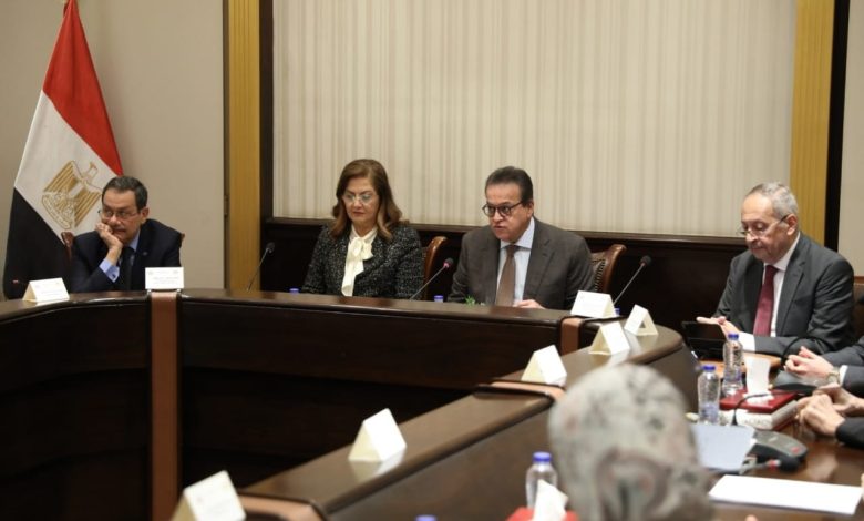 نائب رئيس مجلس الوزراء وزير الصحة يترأس اجتماع اللجنة الاستشارية العليا للتنمية البشرية