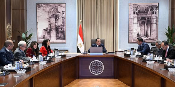 مدبولي يستعرض آليات تعظيم موارد هيئة المجتمعات العمرانية الجديدة