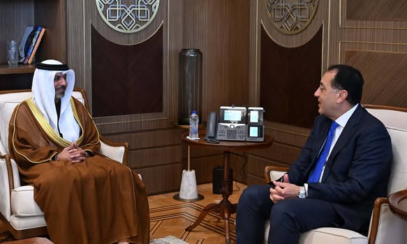 مدبولي يستقبل سفير دولة الإمارات العربية المتحدة لدى مصر