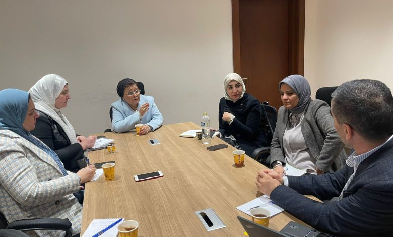 نائب وزير الصحة تبحث مع «يونيسف مصر» اعتماد خطة تدريب شاملة لرعاية حديثي الولادة وتطوير برنامج العاملين المجتمعيين