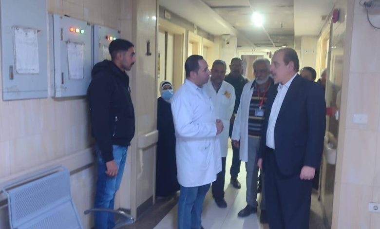 نائب وزير الصحة يتفقد منشآت طبية بمحافظة الجيزة ويُشيد بأداء الأطقم الطبية بمستشفى البدرشين المركزي