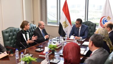 وزير الصحة يلتقي وفد شركة كلينيلاب لبحث سبل التعاون في مراقبة مياه الشرب والصرف الصحي