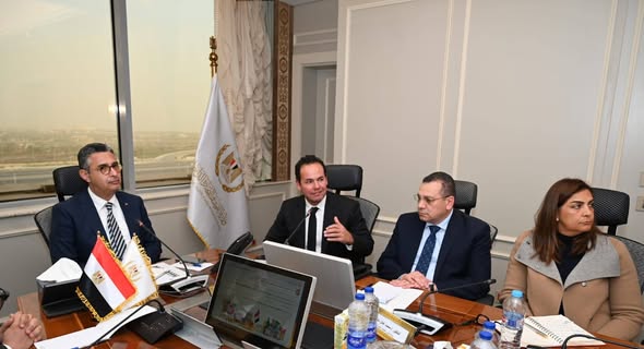 "فاروق" و"الجوهري" يستعرضان خطوات إطلاق تطبيق كارت المفتش للرقابة على المنشآت التموينية وحوكمتها