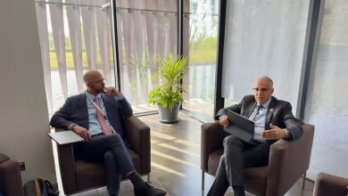 الدكتور سويلم يلتقي مدير مركز جنيف للمياه