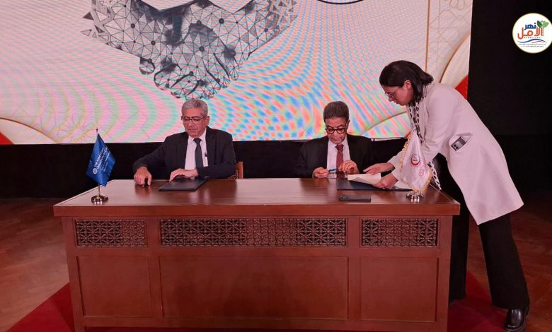 توقيع بروتوكول تعاون بين النقابة العامة للأطباء البيطريين وكلية التعليم المستمر بالجامعة الأمريكية بالقاهرة