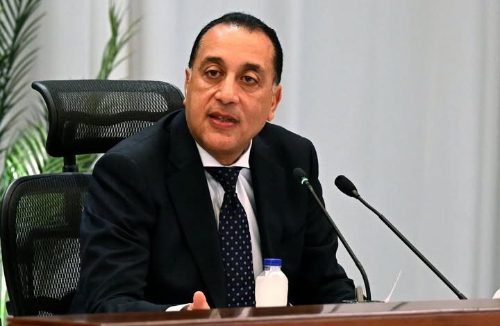 الخميس 29 يناير الجاري إجازة رسمية بمناسبة عيد ثورة 25 يناير وعيد الشرطة