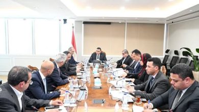 الشربيني يعقد اجتماعًا مع مسئولي شركة سامكريت لمتابعة الموقف التنفيذي للمشروعات التي تنفذها الشركة بالمدن الجديدة