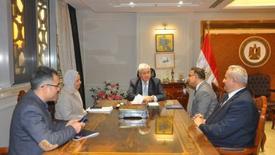 عاشور يستقبل رئيس جامعة ولفرهامبتون لبحث سبل تعزيز التعاون الأكاديمي المشترك