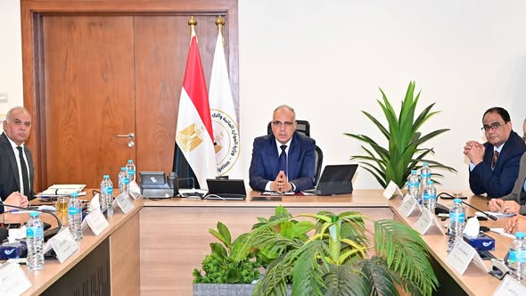 عقد الاجتماع الدوري للجنة الدائمة لتنظيم إيراد نهر النيل برئاسة وزير الري