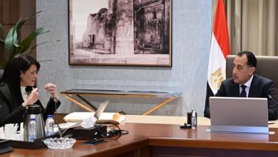 مدبولي يلتقي وزيرة التخطيط لمتابعة آليات ترجمة مستهدفات "السردية الوطنية للتنمية الشاملة" إلى برنامج تنفيذي