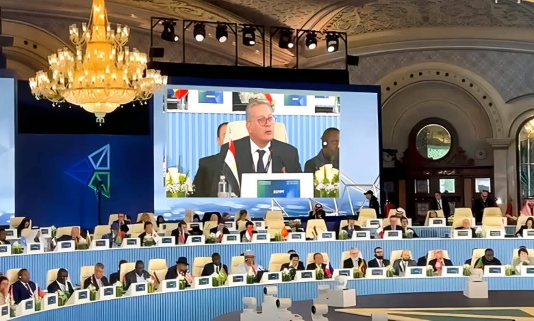 وزير البترول يشارك في المائدة المستديرة لوزراء التعدين على هامش مؤتمر التعدين بالرياض