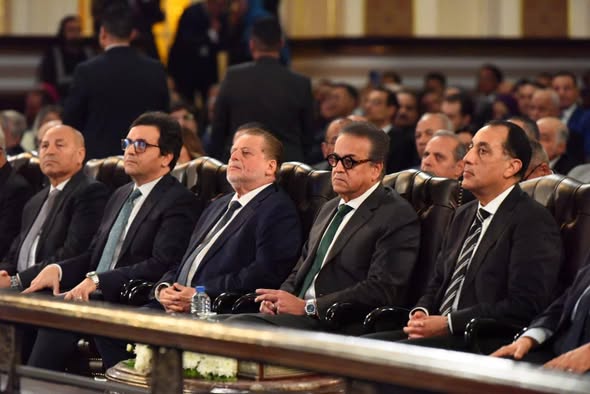 وزير الصحة يشهد إطلاق المبادرة الوطنية لدعم الطلاب المتميزين بالجامعات المصرية