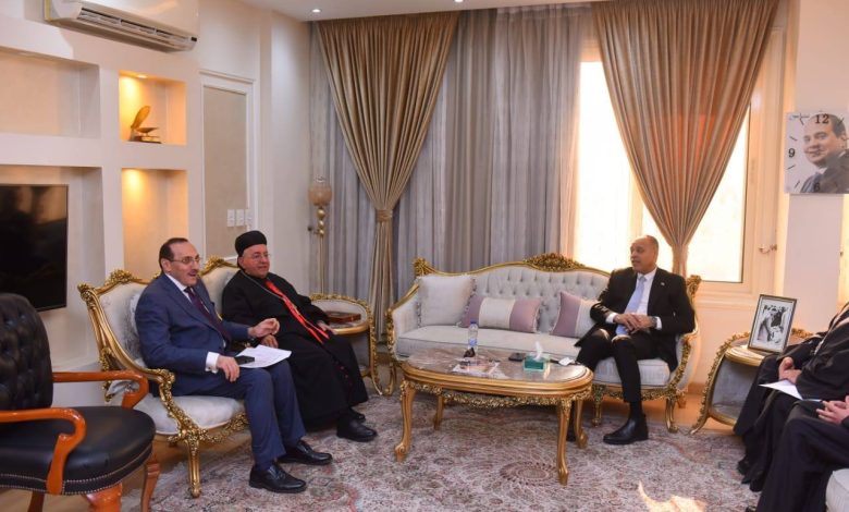 وزير العمل يستقبل وفد الكنيسة الكاثوليكية تزامنًا مع أعياد الميلاد المجيد