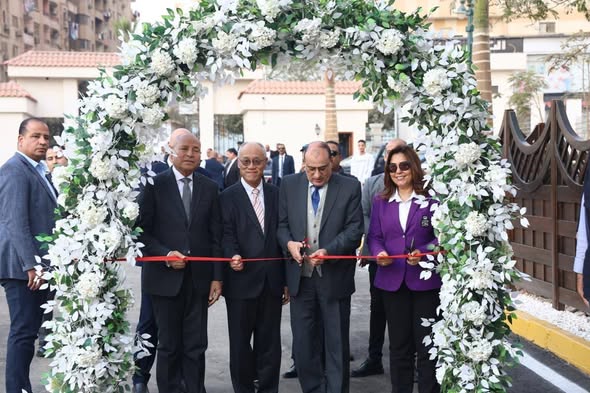 وزيرة التنمية المحلية ومحافظ القاهرة يفتتحان تطوير كابريتاج حلوان