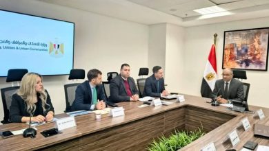 نائب وزير الإسكان يبحث مع تحالف شركتي "ايميا باور" الإماراتية و"كوكس واتر" الإسبانية فرص التعاون في مجال إنشاء وتشغيل محطات تحلية مياه البحر