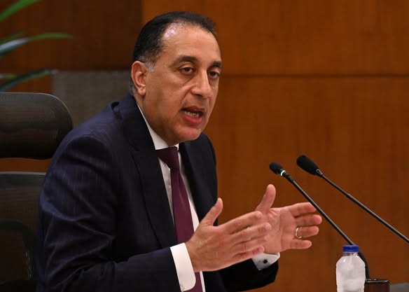 رئيس الوزراء: أول التوجيهات للحكومة خلال اجتماعها اليوم تمثلت في ضرورة التعاون والتنسيق الكامل مع مجلس النواب