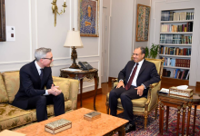 وزير الخارجية يلتقي الرئيس التنفيذي لشركة "سكاتك" النرويجية