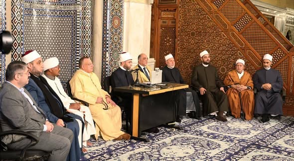 إطلاق ملتقى الفكر الإسلامي الدولي من مسجد الإمام الحسين