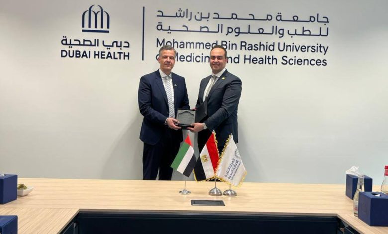 السبكي يلتقي رئيس مؤسسة الإمارات للخدمات الصحية ويجري زيارة ميدانية لجامعة محمد بن راشد للطب والعلوم الصحية