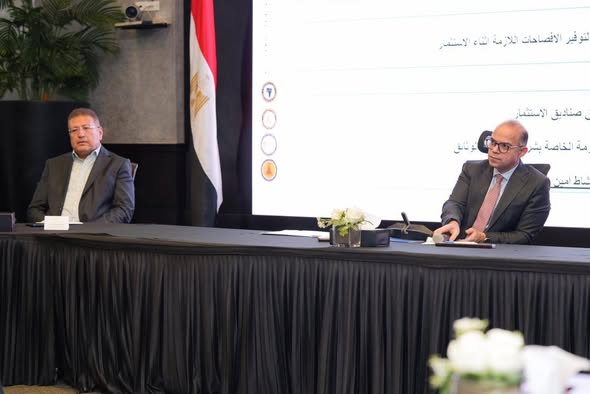 صالح يعقد اجتماعًا تنسيقيًا بين المطورين العقاريين والمنصات الرقمية العقارية بمشاركة 5 جهات حكومية