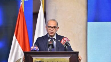 فريد يشارك في قرع جرس تداول البورصة