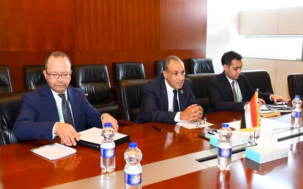 وزير الخارجية يلتقي المديرة التنفيذية لصندوق المناخ الأخضر على هامش القمة الأفريقية