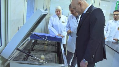 عبد الباري يتفقد كلية التكنولوجيا الحيوية استعدادًا لإدراجها بالتنسيق الجامعي