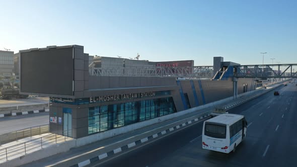النقل تعلن دخول محطة المشير طنطاوي بمشروع الأتوبيس الترددي BRT الخدمة أمام جمهور المواطنين بدءاً من اليوم الجمعة الموافق 20 مارس 2026