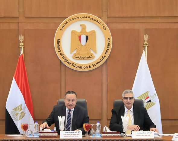 قنصوة يترأس اجتماع المجلس الأعلى للجامعات بمقر الوزارة بالعاصمة الجديدة