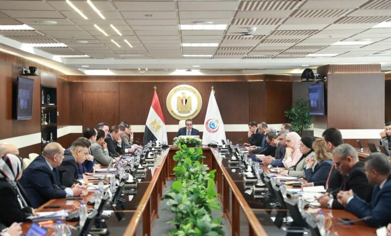 وزير الصحة يتابع مستجدات تأهيل المنظومة الصحية بالمنيا تمهيدًا لإدراجها صمن منظومة التأمين الصحي الشامل