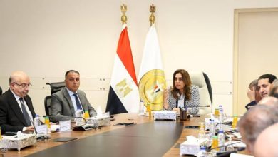 د. منال عوض تترأس اجتماع اللجنة العليا لتراخيص المحال العامة لمتابعة الموقف التنفيذي لمنظومة التراخيص وتيسير الإجراءات على المواطنين بالمحافظات
