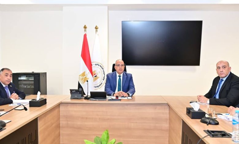 الدكتور سويلم يبحث إجراءات الحفاظ على المنشآت المائية التاريخية التابعة للوزارة بالتنسيق مع الجهات المختصة