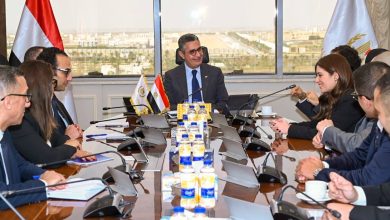 الدكتور شريف فاروق وزير التموين والتجارة الداخلية يجتمع مع السيد/ نعيم يزبك رئيس الشرق الأوسط وإفريقيا