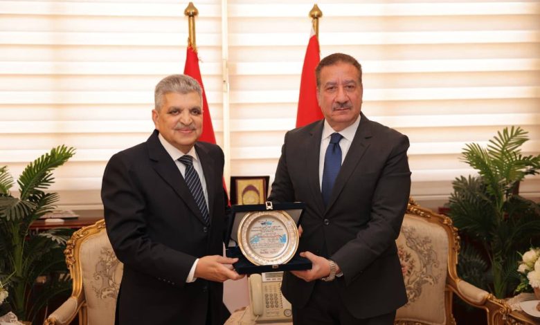 الفريق أسامة ربيع يبحث سبل التعاون مع محافظ بورسعيد في عدد من المشروعات التنموية والخدمية