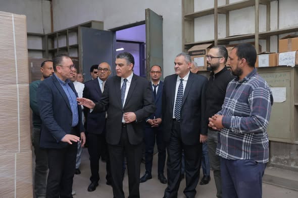 رئيس الشراء الموحد يتفقد صيدليات الإسعاف ومخازن الهيئة لمتابعة سير العمل وتعزيز المخزون الاستراتيجي