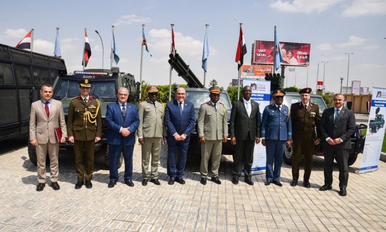 رئيس العربية للتصنيع يستقبل رئيس أركان الكونغو لبحث التعاون المشترك