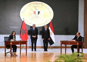 رئيسا حكومة مصر والمغرب يشهدان توقيع عددٍ من الوثائق لدعم وتعزيز العلاقات الثنائية بين البلدين
