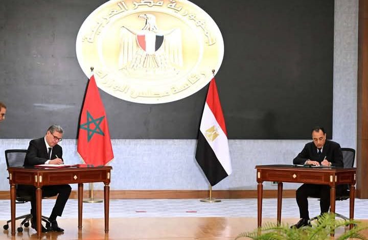 رئيسا حكومة مصر والمغرب يشهدان توقيع عددٍ من الوثائق لدعم وتعزيز العلاقات الثنائية بين البلدين
