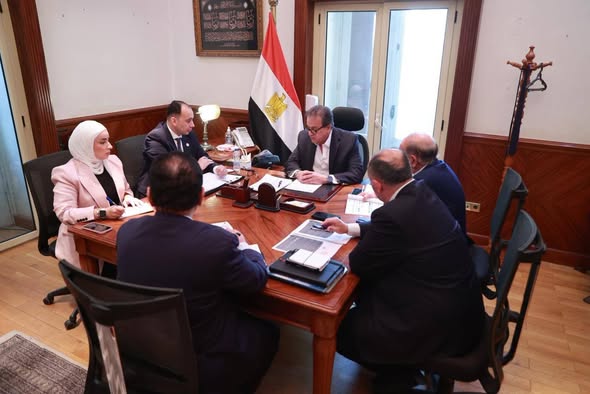 عبد الغفار يتابع أعمال اللجنة العليا للمسؤولية الطبية وسلامة المريض
