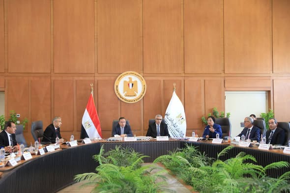 قنصوة يترأس اجتماع المجلس الأعلى للجامعات بمقر الوزارة بالعاصمة الجديدة