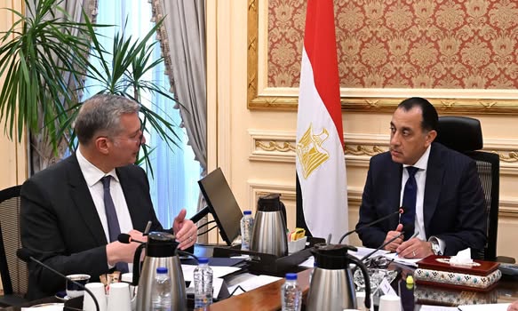 مدبولي يلتقي وزير البترول والثروة المعدنية لمتابعة عددٍ من ملفات العمل