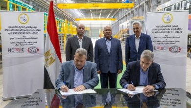 وزير النقل يشهد توقيع اتفاقيتين استراتيجيتين بين الهيئة القومية لسكك حديد مصر ونيرك لتصنيع وتوريد عدد 500 عربة ركاب سكك حديدية مكيفة
