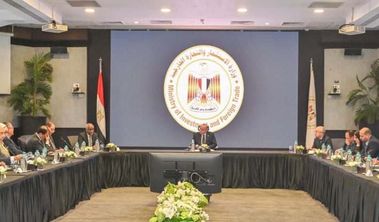 وزير الاستثمار يجتمع مع ممثلي الخارجية والزراعة لمتابعة تطورات تأسيس صندوق الاستثمار في أفريقيا
