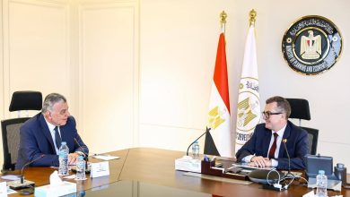 وزير التخطيط يبحث مع شركة أيادي للاستثمار سُبل دعم قطاع ريادة الأعمال والشركات الناشئة وتعزيز جهود التنمية الاقتصادية