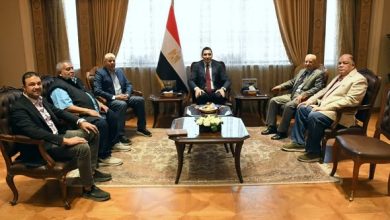 وزير الرياضة يؤكد على تقديم الدعم الكامل لنجوم المنتخبات المصرية واللاعبين القدامي