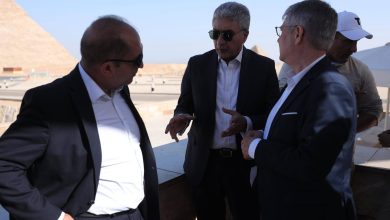 وزير السياحة والآثار يلتقي رئيس اتحاد شركات السياحة الألمانية DRV