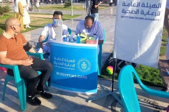الهيئة العامة للرعاية الصحية تنشر فرقها الطبية ميدانيًا بالساحات خلال صلاة العيد في محافظات تطبيق التأمين الصحي الشامل لضمان صحة وسلامة المواطنين